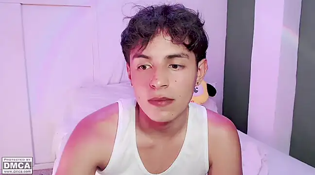 Snapshot of ZHALEM chatting on 02.21.25 ZHALEM online show from 02.21.25