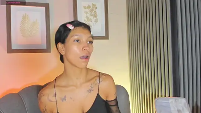 LauraAristizabal online show from 11.02.25