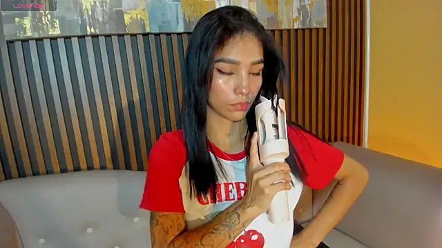 LauraAristizabal online show from 03.20.26