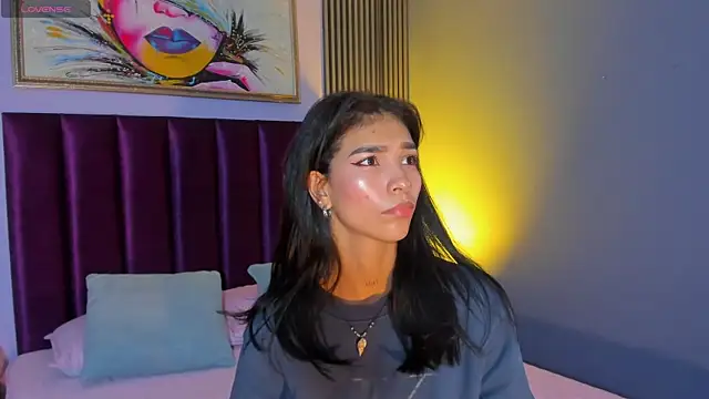 LauraAristizabal online show from 04.08.26