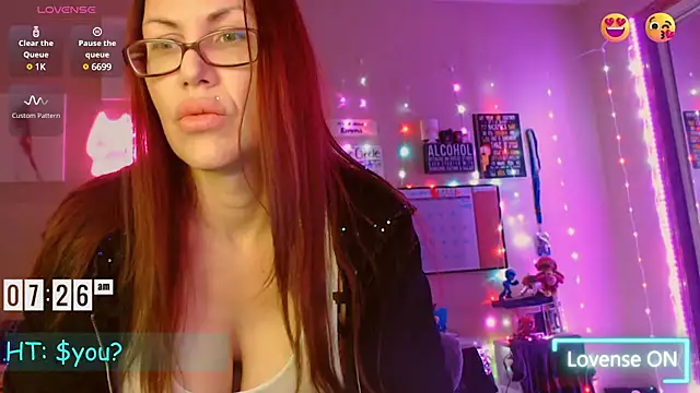 EmmaIsHere online show from 01.08.25