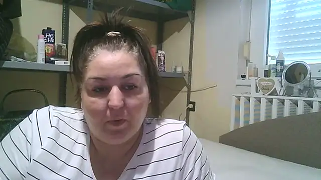 Snapshot of Mileva88 chatting on 01.06.25 Mileva88 online show from 01.06.25