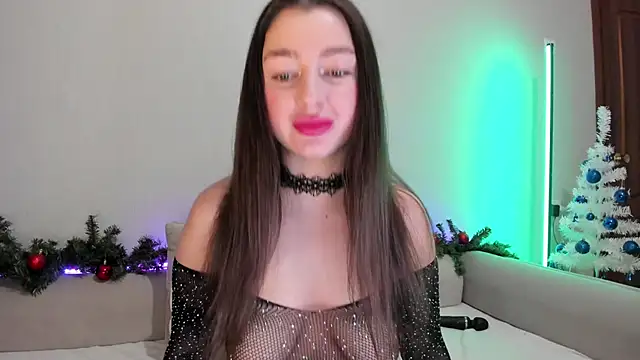 Mia Callme online show from 12.28.24