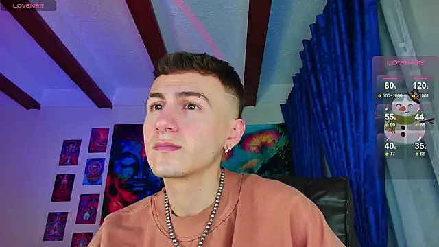 Snapshot of dimitri-bilak chatting on 12.14.24 dimitri-bilak online show from 12.14.24