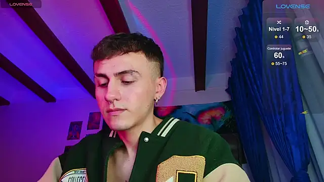 Snapshot of dimitri-bilak chatting on 02.15.25 dimitri-bilak online show from 02.15.25