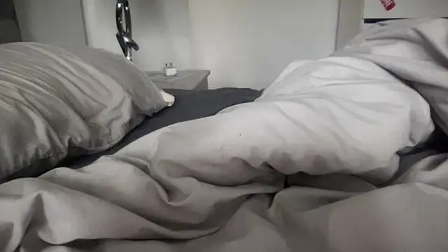 Bustyblondebabe32 online show from 03.27.26