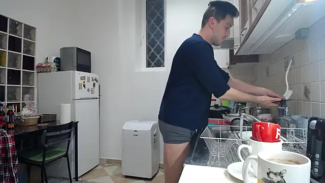 SQUIRRRTER online show from 04.10.26