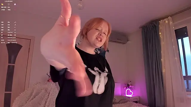 LisaLaas online show from 03.14.25