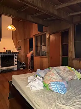 Miley and Vash online show from 11.20.25