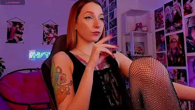 Snapshot of PrettyReckess chatting on 01.03.25 PrettyReckess online show from 01.03.25