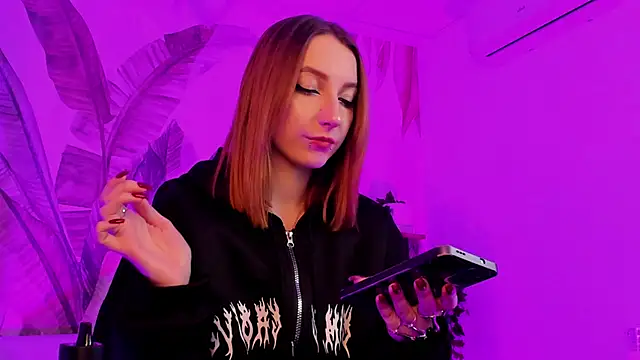 Snapshot of PrettyReckess chatting on 01.10.25 PrettyReckess online show from 01.10.25