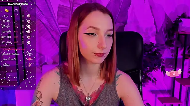 Snapshot of PrettyReckess chatting on 01.22.25 PrettyReckess online show from 01.22.25