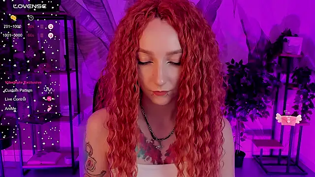 Snapshot of PrettyReckess chatting on 02.25.25 PrettyReckess online show from 02.25.25