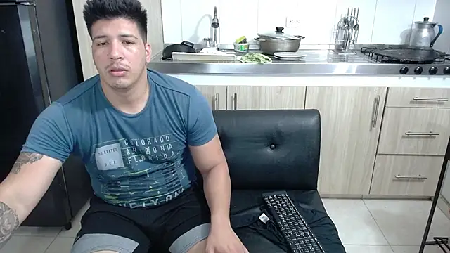 Snapshot of Karen_sex92 chatting on 01.28.25 Karen sex92 online show from 01.28.25