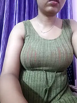 Snapshot of Nia__09 chatting on 09.14.25 Nia  09 online show from 09.14.25