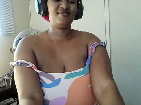 Snapshot of Charlie-Crawford chatting on 06.15.26 Charlie-Crawford online show from 06.15.26