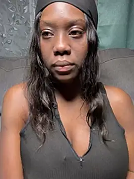 Snapshot of 1Topgyal chatting on 07.16.26 1Topgyal online show from 07.16.26