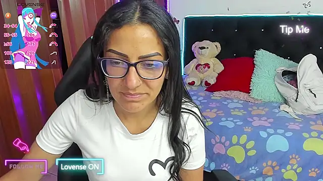 alma blue online show from 10.17.25