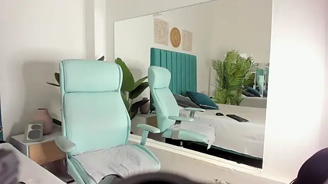 LiamCharlotte45 online show from 03.13.25