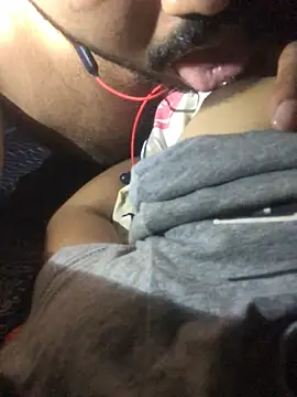 Snapshot of CoolBiDude chatting on 01.05.25 CoolBiDude online show from 01.05.25