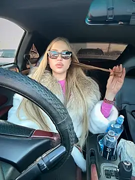 pinkstar  online show from 12.25.24