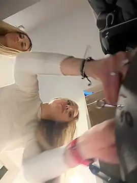 pinkstar  online show from 02.05.25