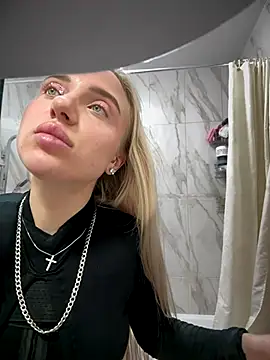 pinkstar  online show from 10.08.25