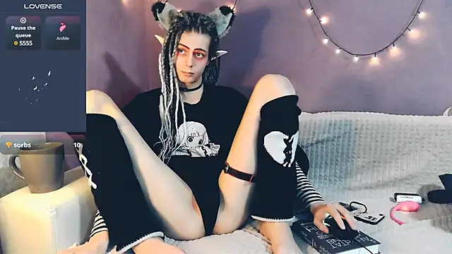 Littlepinkcat online show from 03.02.25