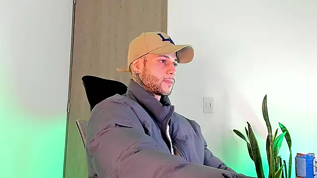  jamesleandros1 online show from 03.10.26