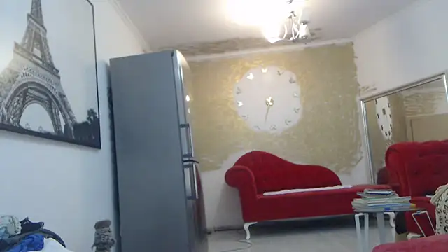 AnnaBellaLuckyXOXO online show from 12.04.25