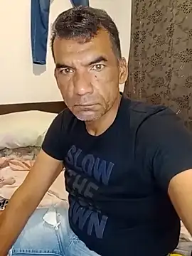 Snapshot of Daddy1972 chatting on 01.31.25 Daddy1972 online show from 01.31.25