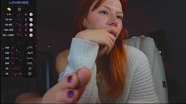 Snapshot of Juliette_Sunshine chatting on 03.12.25 Juliette Sunshine online show from 03.12.25