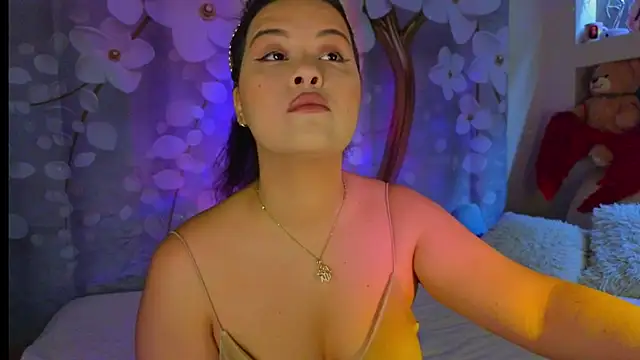 Snapshot of Malika_uAngel chatting on 03.06.25 Malika uAngel online show from 03.06.25