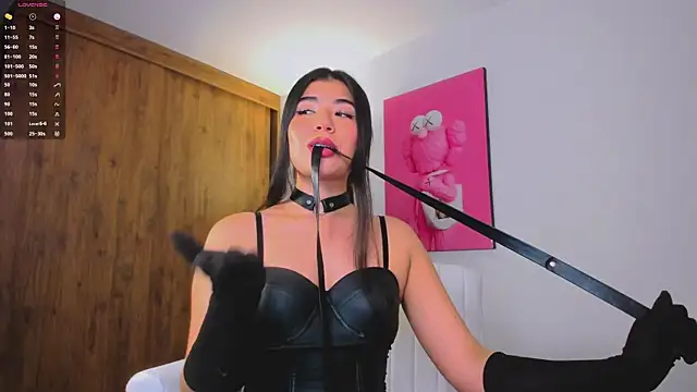 Kim crosspp online show from 12.15.24