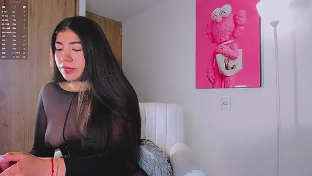 Kim crosspp online show from 10.16.25