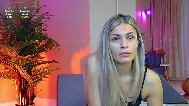 Avril Cyrus online show from 10.27.25