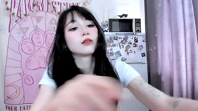 Holy420lolii online show from 06.12.26