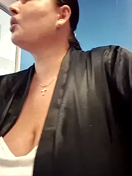 Snapshot of GeorgiaLerox chatting on 07.13.26 GeorgiaLerox online show from 07.13.26