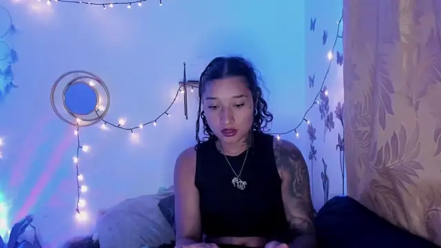 Snapshot of Eva_Lee_ chatting on 03.22.25 Eva Lee  online show from 03.22.25