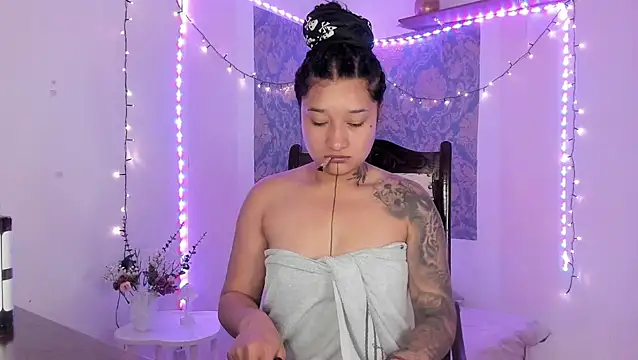 Eva Lee  online show from 03.07.26