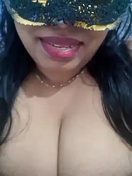 chubby wife online show from 10.02.25