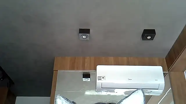 Skinny-Kitten online show from 10.23.25