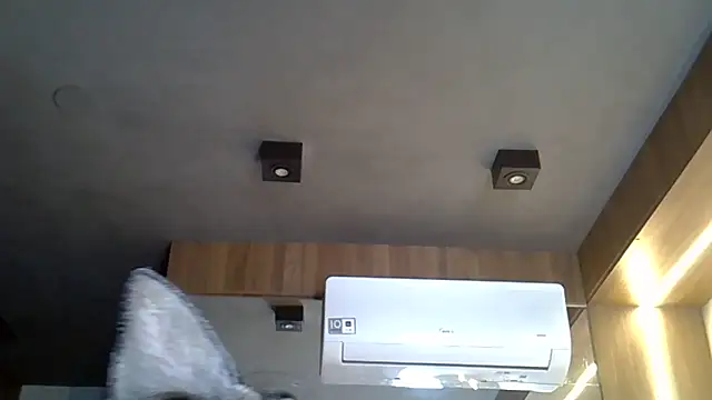 Skinny-Kitten online show from 11.07.25