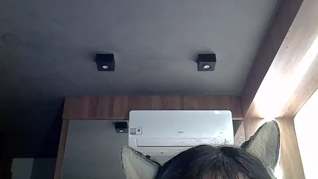 Skinny-Kitten online show from 03.02.26