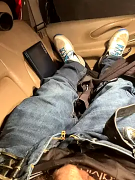 Snapshot of prekumstud chatting on 09.16.25 prekumstud online show from 09.16.25