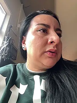 Snapshot of Abril_Luv chatting on 07.12.26 Abril Luv online show from 07.12.26