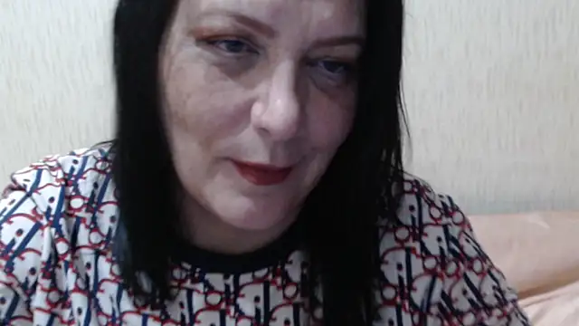 Mirabelle Sweet online show from 12.04.25