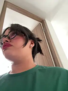 Snapshot of andra_rose chatting on 01.12.25 andra rose online show from 01.12.25