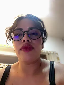 Snapshot of andra_rose chatting on 01.19.25 andra rose online show from 01.19.25