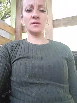 Snapshot of ulika1989 chatting on 05.22.26 ulika1989 online show from 05.22.26